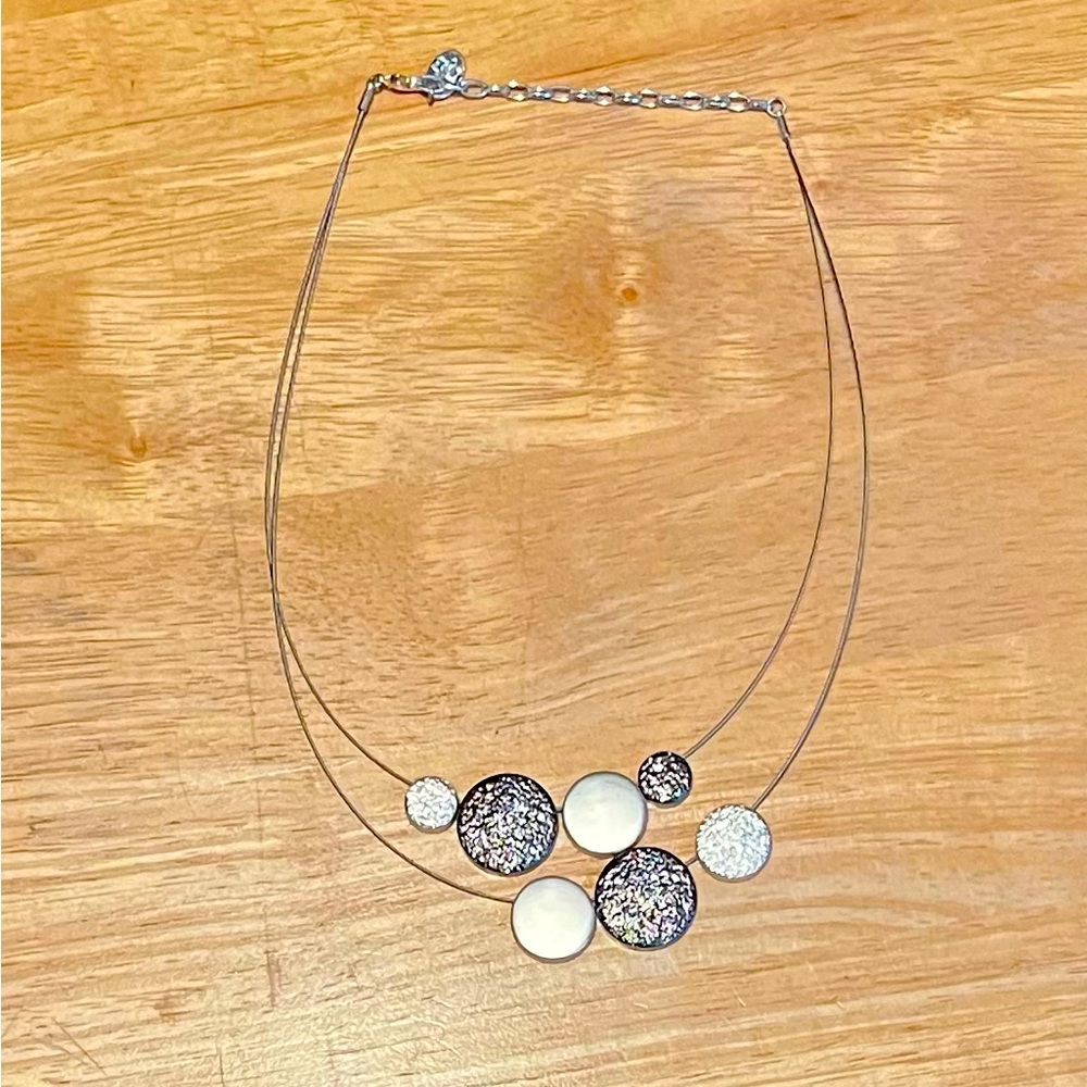 Silver tone necklace